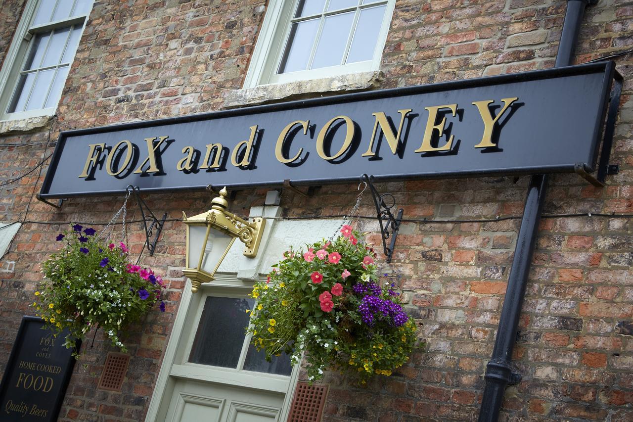 The Fox And Coney Inn Саут-Кейв Экстерьер фото